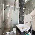 Aparthotel Taksim Brand