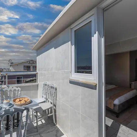 Aparthotel Taksim Brand 4*