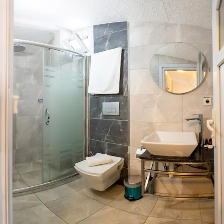 Taksim Brand Aparthotel 4*