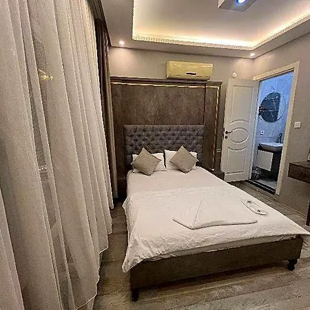 Aparthotel Taksim Brand 4*