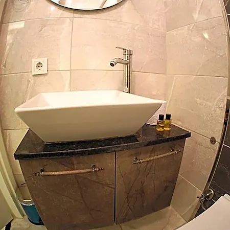 Aparthotel Taksim Brand