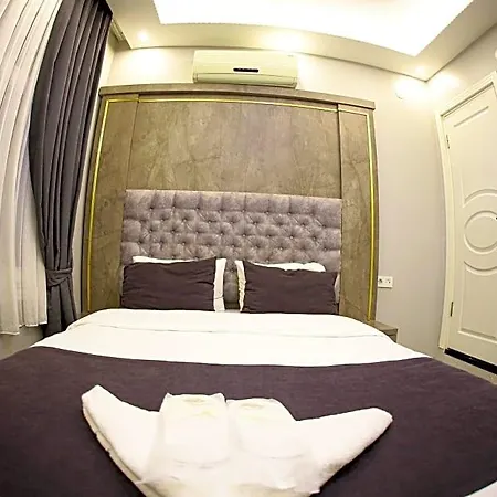 Aparthotel Taksim Brand 4*