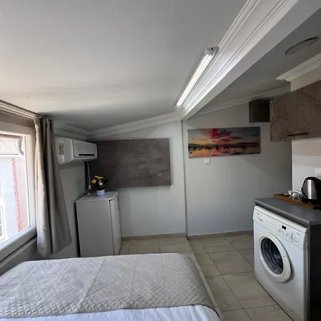 Ξενοδοχείο με διαμερίσματα Taksim Brand 4*